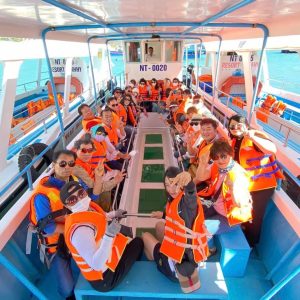 tour tàu đáy kính Vĩnh Hy