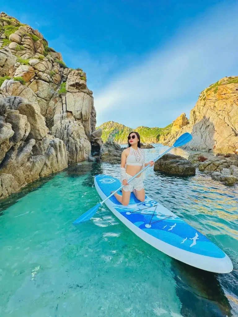 tour cano Bãi Câu Vĩnh Hy